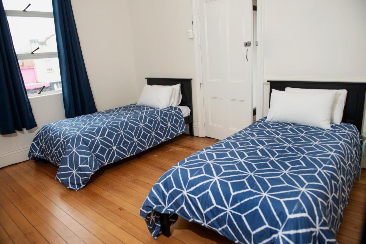 The Met Hotel Toowoomba Room photo